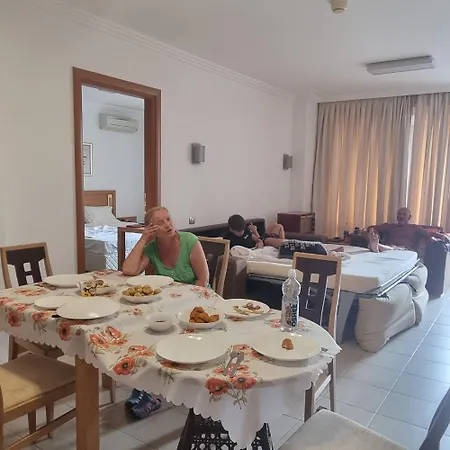 Emerald & Spa, S105 *